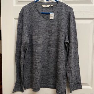 Men’s Wearhouse  Joseph Abboud Men’s long sleeve V neck NEW
Large Navy 
NWT